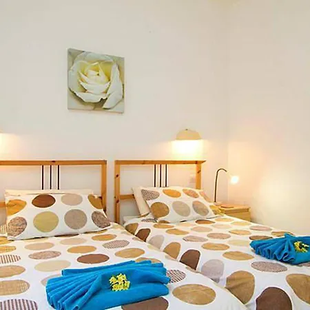 Fabulous 2 Bedroom Property With Outstanding Views Villa